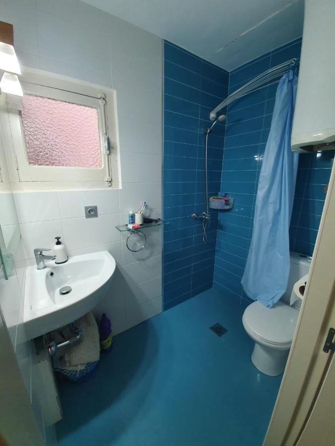 Room in Alicante Downtown en Piso Compartido Exterior foto