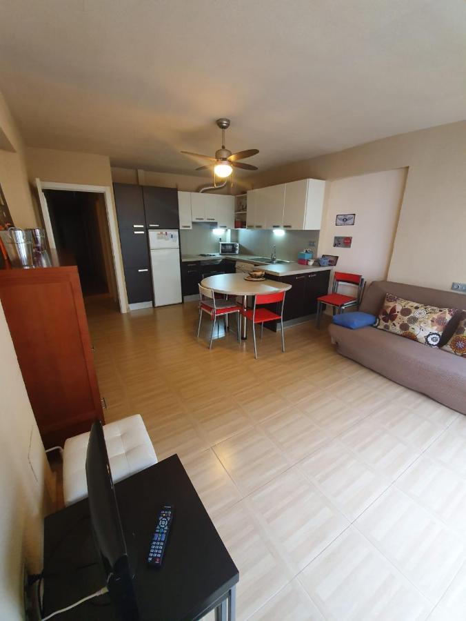 Room in Alicante Downtown en Piso Compartido Exterior foto